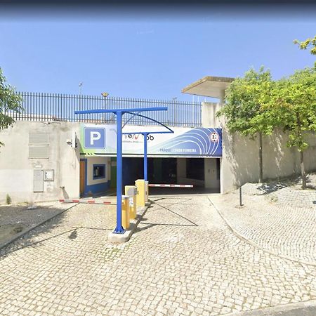 Casa Do Criativo Bed&Breakfast Almada Eksteriør billede